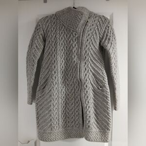 Elegant Gray Cable Knit Women's Sweater